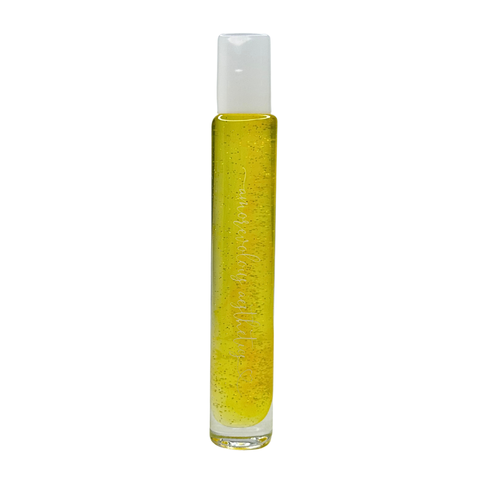 Banana Parfait Roll On Lip Oil