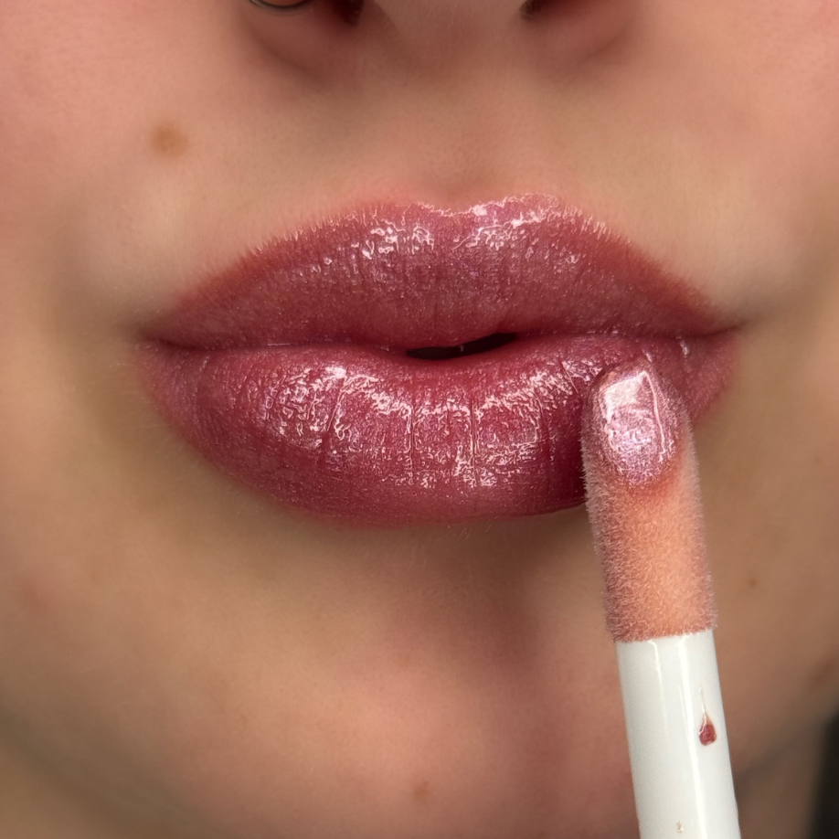 Bloomella Gloss